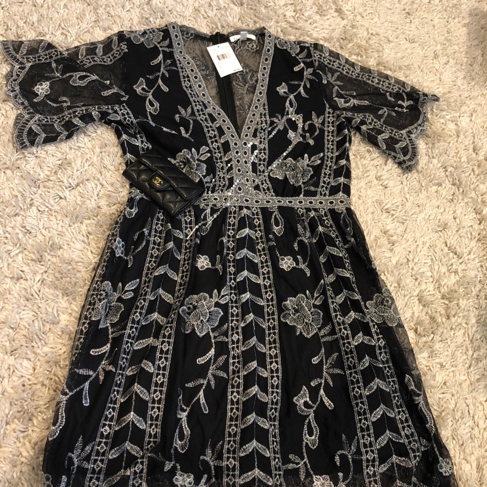 Socialite Lace Dress